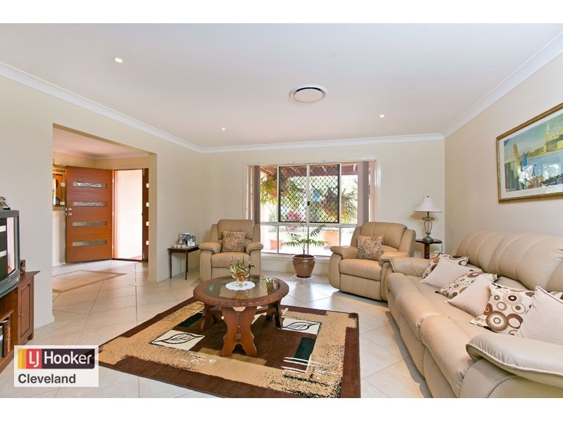 6 Bedarra Street, Redland Bay QLD 4165