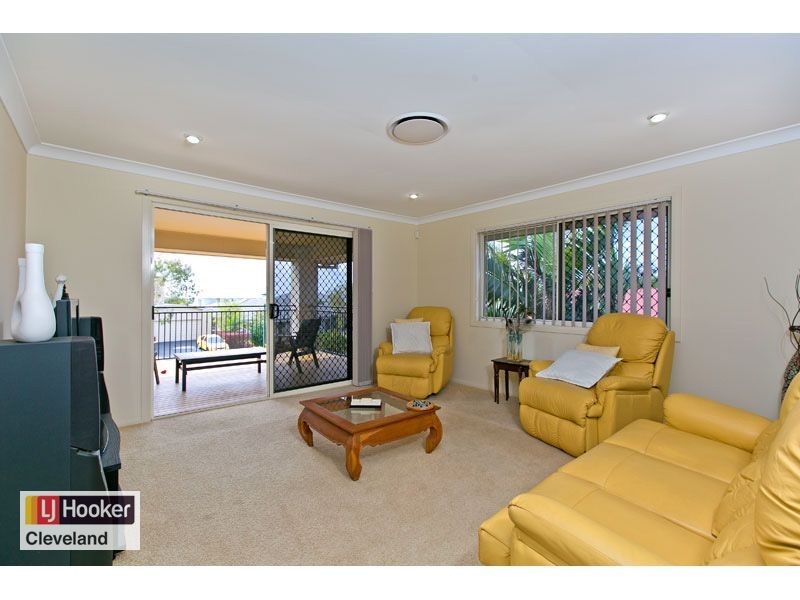 6 Bedarra Street, Redland Bay QLD 4165