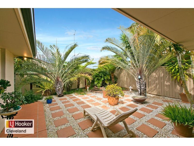 6 Bedarra Street, Redland Bay QLD 4165