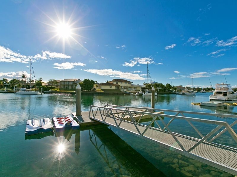 11 Voyagers Court, Raby Bay QLD 4163