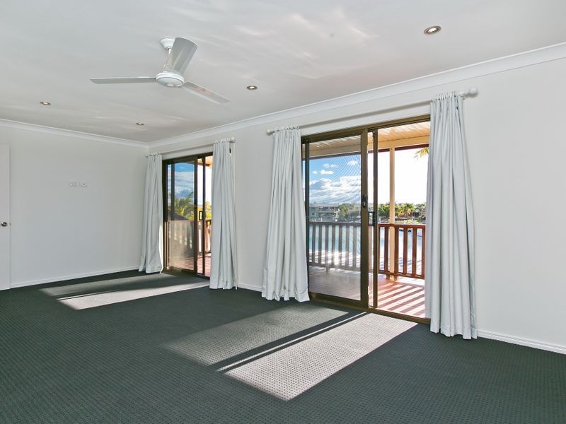 11 Voyagers Court, Raby Bay QLD 4163