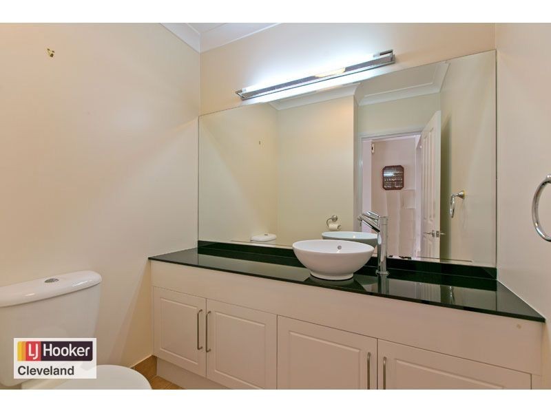 6 Beaufort Court, Raby Bay QLD 4163