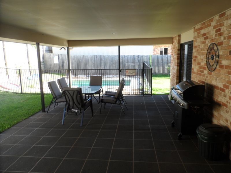 38 Seaholly Crescent, Victoria Point QLD 4165