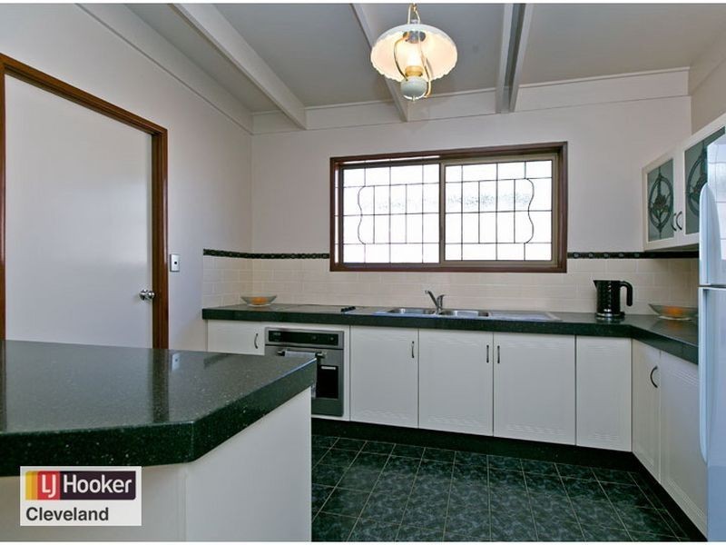 12 Phillip Street, Cleveland QLD 4163