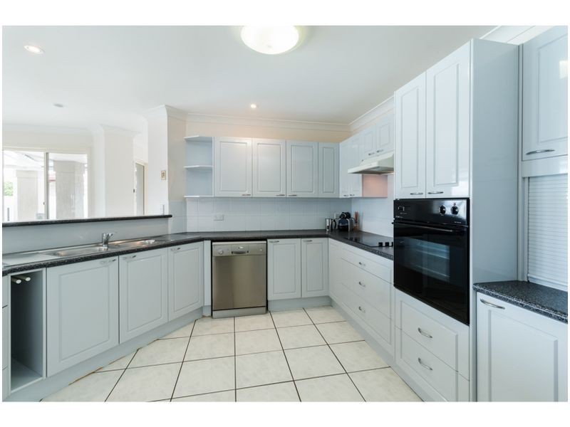 14 Paxton Street, Raby Bay QLD 4163