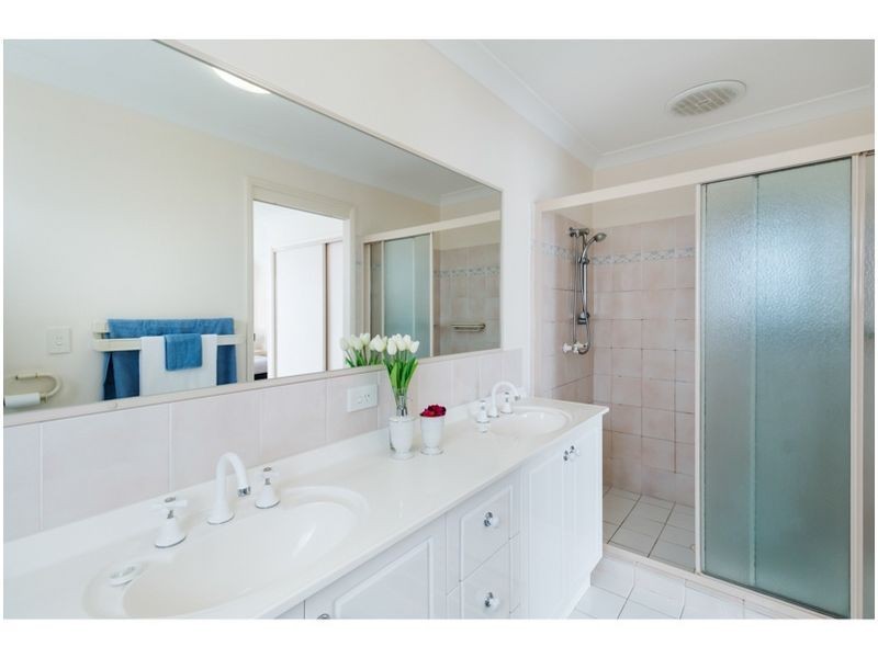 14 Paxton Street, Raby Bay QLD 4163