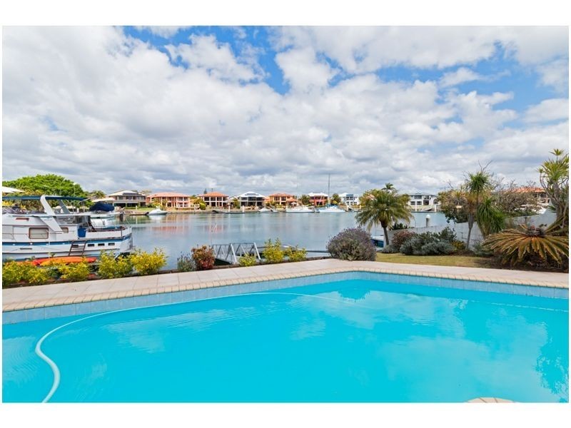 14 Paxton Street, Raby Bay QLD 4163