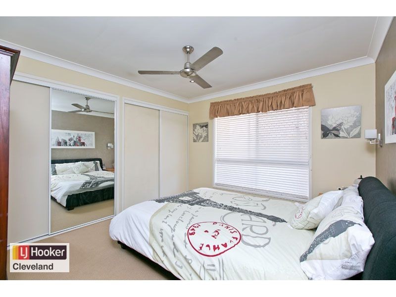 11 Surman Street, Birkdale QLD 4159