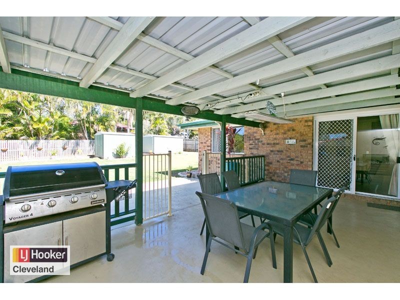 11 Surman Street, Birkdale QLD 4159