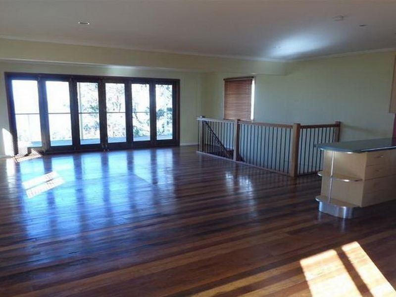 14 Esplanade, Wellington Point QLD 4160