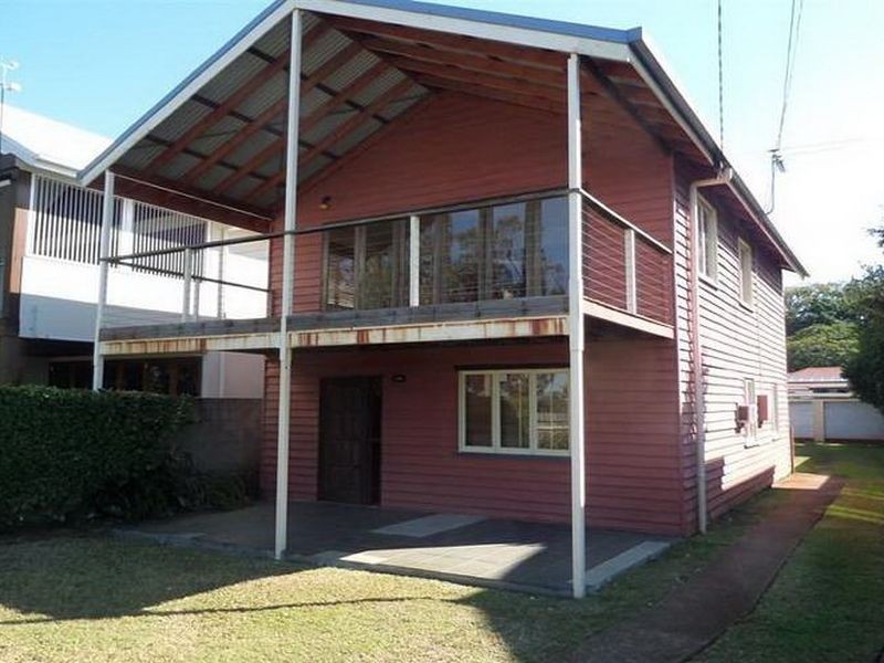 14 Esplanade, Wellington Point QLD 4160