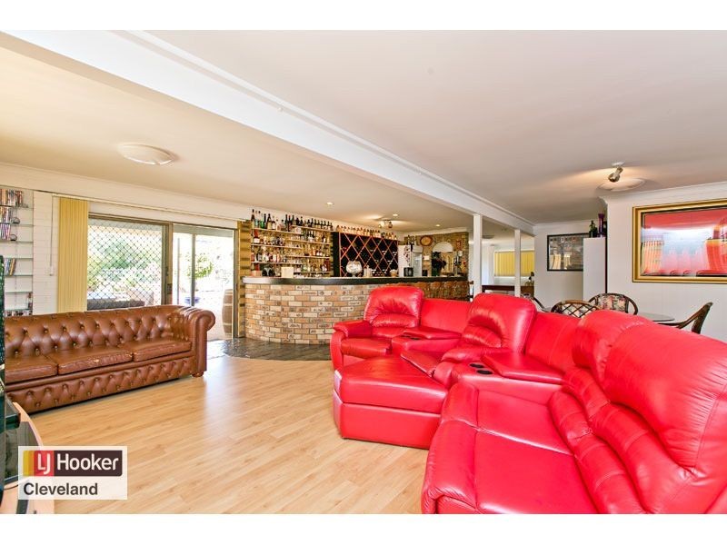 20 Morden Street, Birkdale QLD 4159