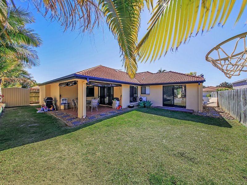 8 Glenbrook Avenue, Victoria Point QLD 4165