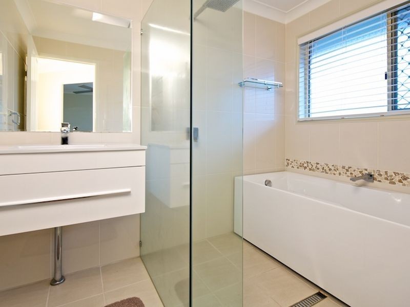 3 Peters Court, Wellington Point QLD 4160