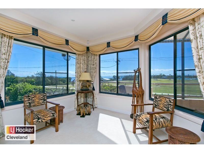 30 Raby Esplanade, Ormiston QLD 4160