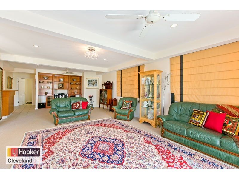 30 Raby Esplanade, Ormiston QLD 4160