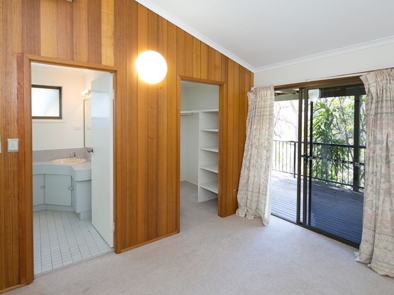 26 Hull Street, Thorneside QLD 4158