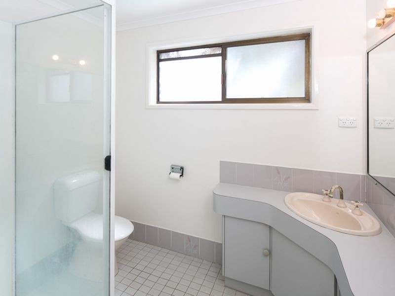 26 Hull Street, Thorneside QLD 4158