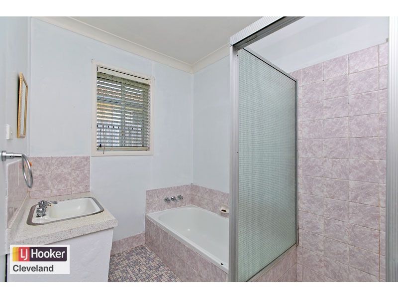 19 Rossinton Street, Birkdale QLD 4159