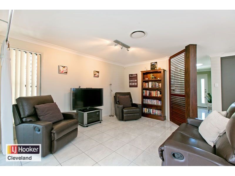 14 Daphne Place, Wakerley QLD 4154