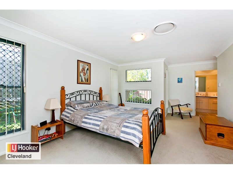 14 Daphne Place, Wakerley QLD 4154