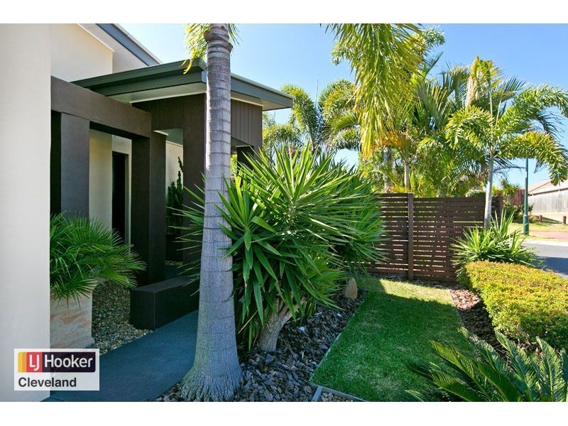14 Daphne Place, Wakerley QLD 4154