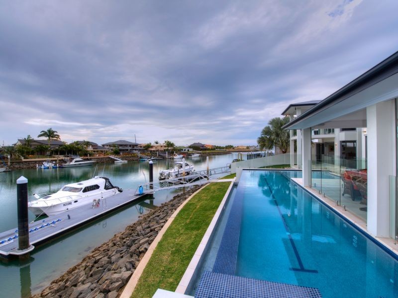 14 Bonaventure Court, Raby Bay QLD 4163
