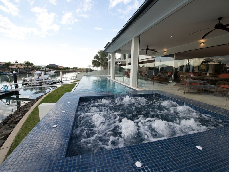 14 Bonaventure Court, Raby Bay QLD 4163
