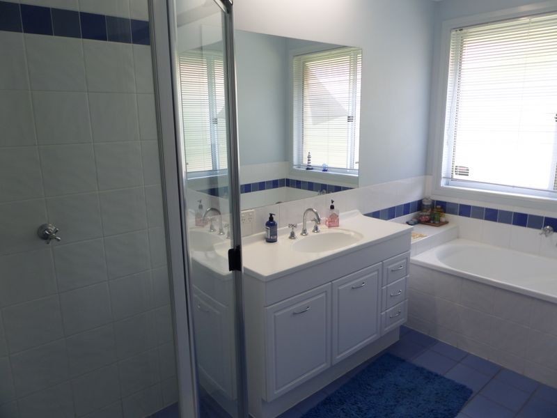 26 Adam Street, Cleveland QLD 4163