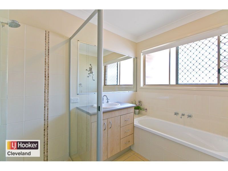 25 Timkelnik Crescent, Victoria Point QLD 4165