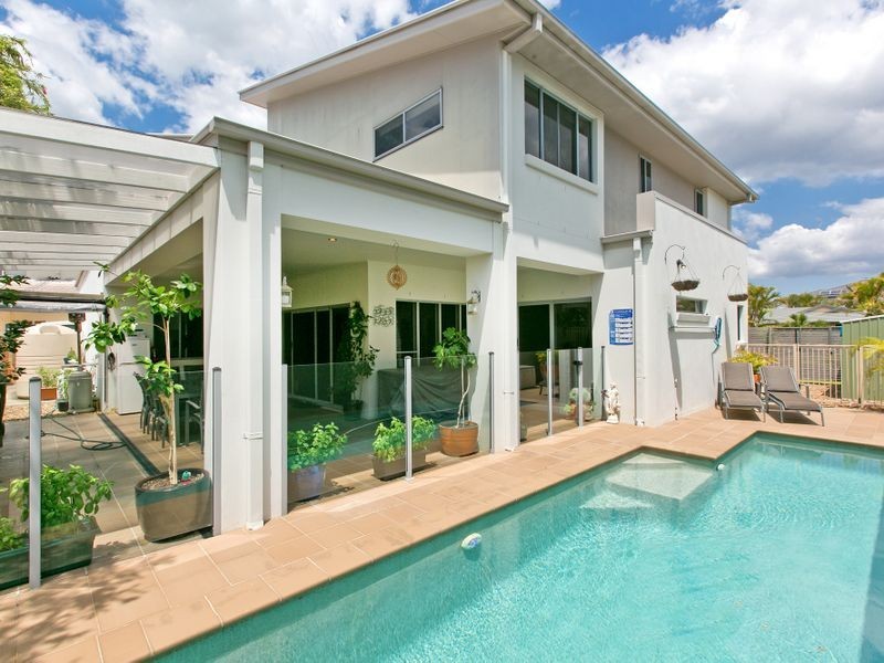 2/19 Anchorage Drive, Raby Bay QLD 4163