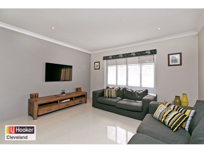 55 Cavell Street, Birkdale QLD 4159