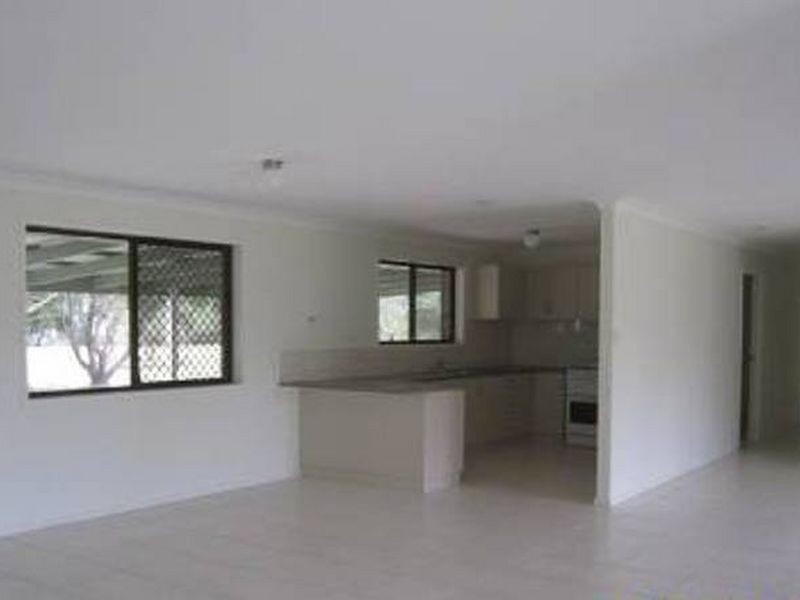 7 Poole Road, Fernvale QLD 4306
