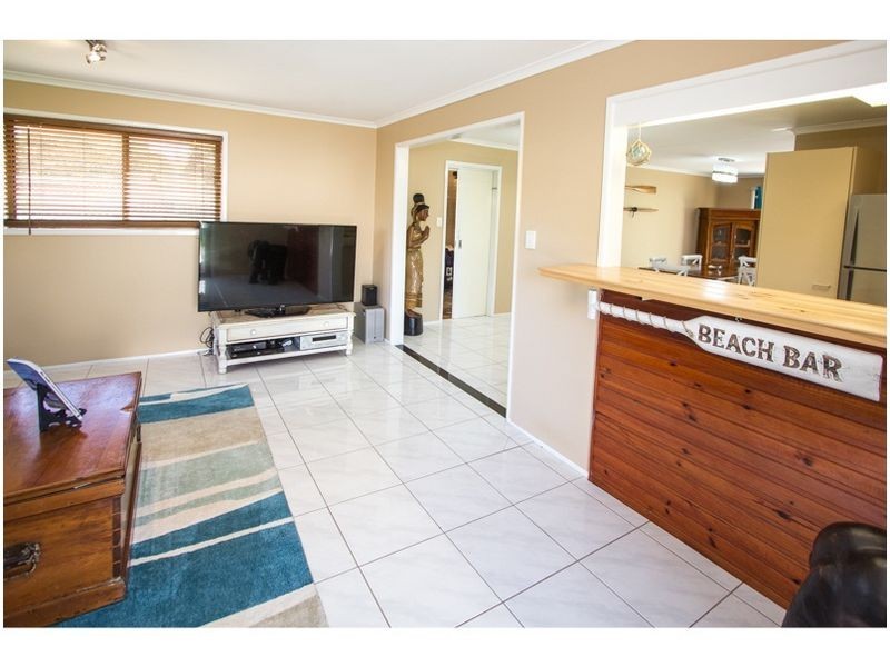 25 Sandpiper Street, Wellington Point QLD 4160