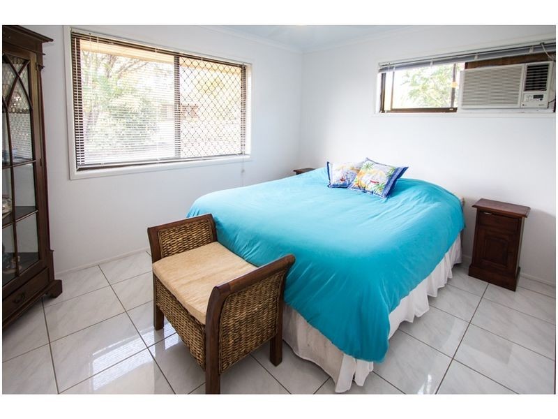 25 Sandpiper Street, Wellington Point QLD 4160