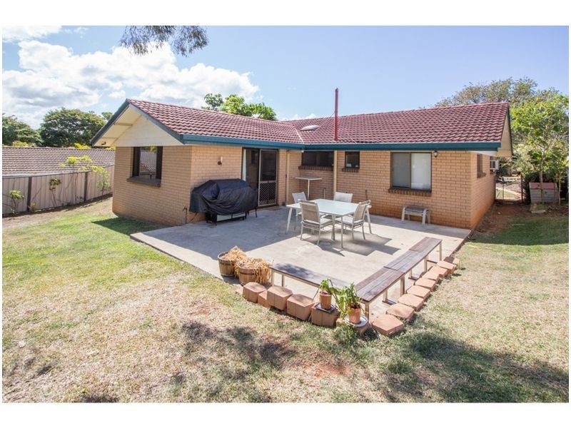 25 Sandpiper Street, Wellington Point QLD 4160