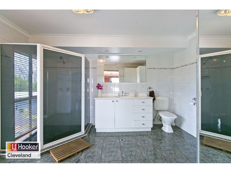 11 Commodore Court, Cleveland QLD 4163