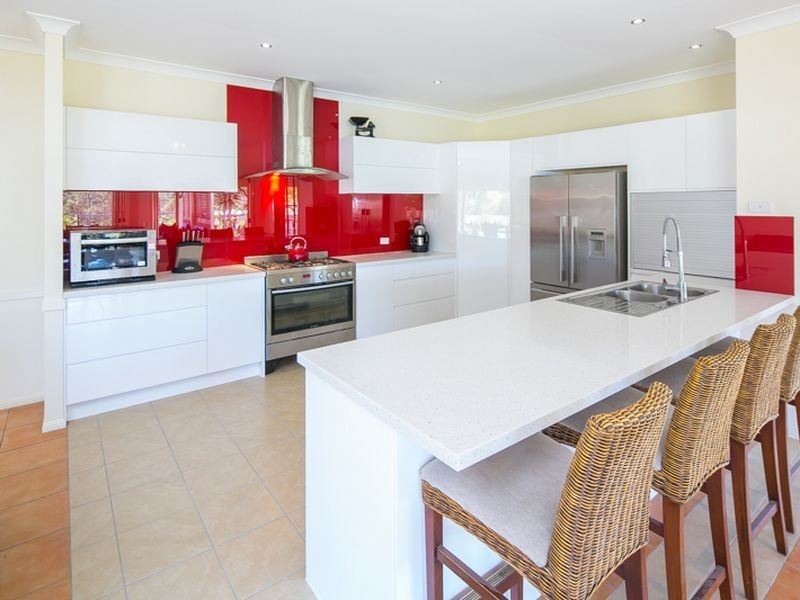 2 Lyndon Road, Capalaba QLD 4157