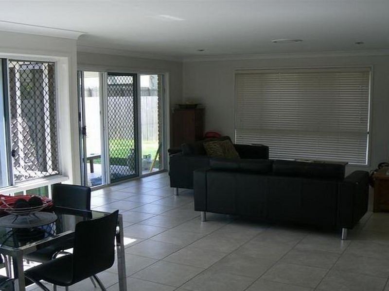 37 Waterville Drive, Thornlands QLD 4164
