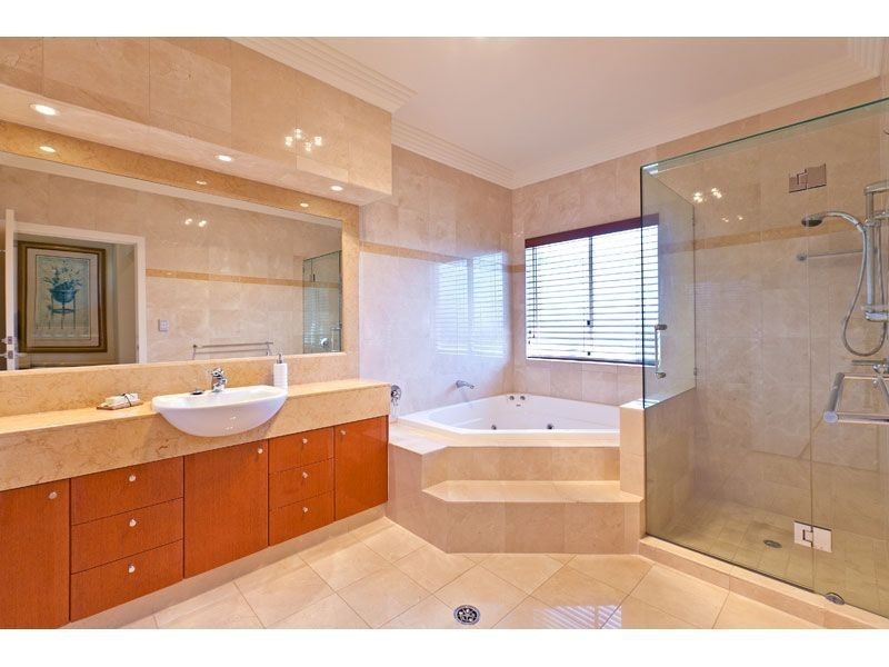 43 Sentinel Court, Raby Bay QLD 4163