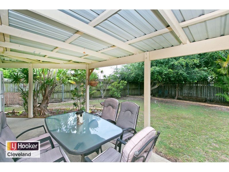 4 Poinciana Avenue, Victoria Point QLD 4165