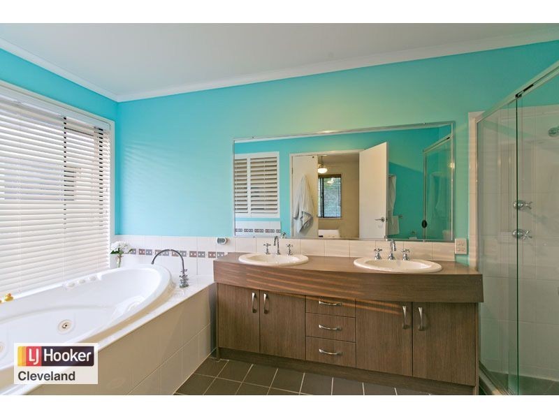 8 Windsong Circuit, Cleveland QLD 4163