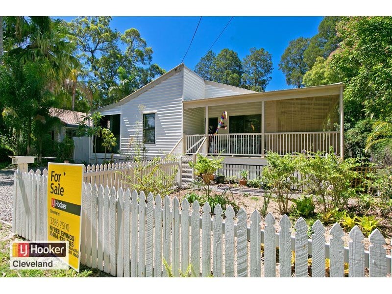 16 Shirley Street, Coochiemudlo Island QLD 4184