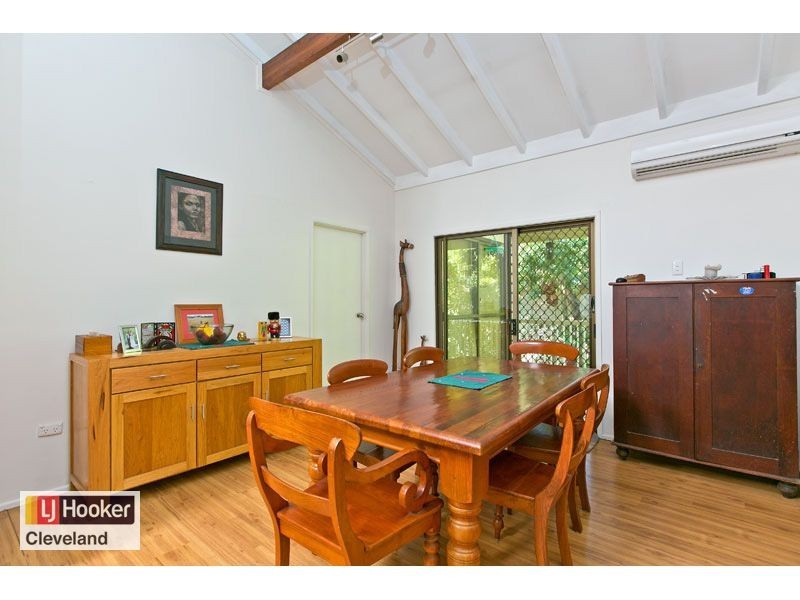 16 Shirley Street, Coochiemudlo Island QLD 4184