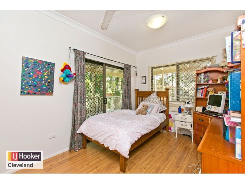 16 Shirley Street, Coochiemudlo Island QLD 4184