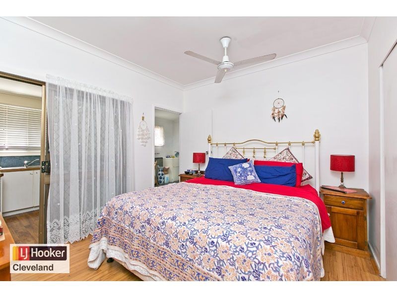 16 Shirley Street, Coochiemudlo Island QLD 4184