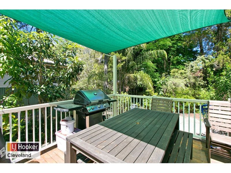16 Shirley Street, Coochiemudlo Island QLD 4184