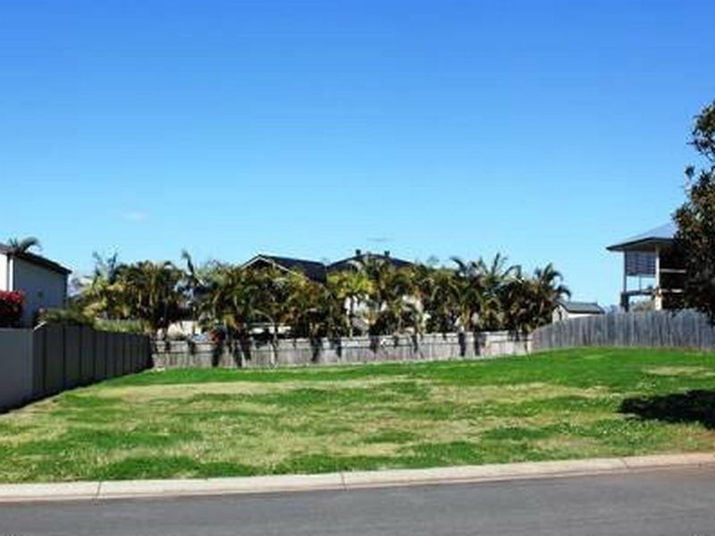 66 Penzance Drive, Redland Bay QLD 4165