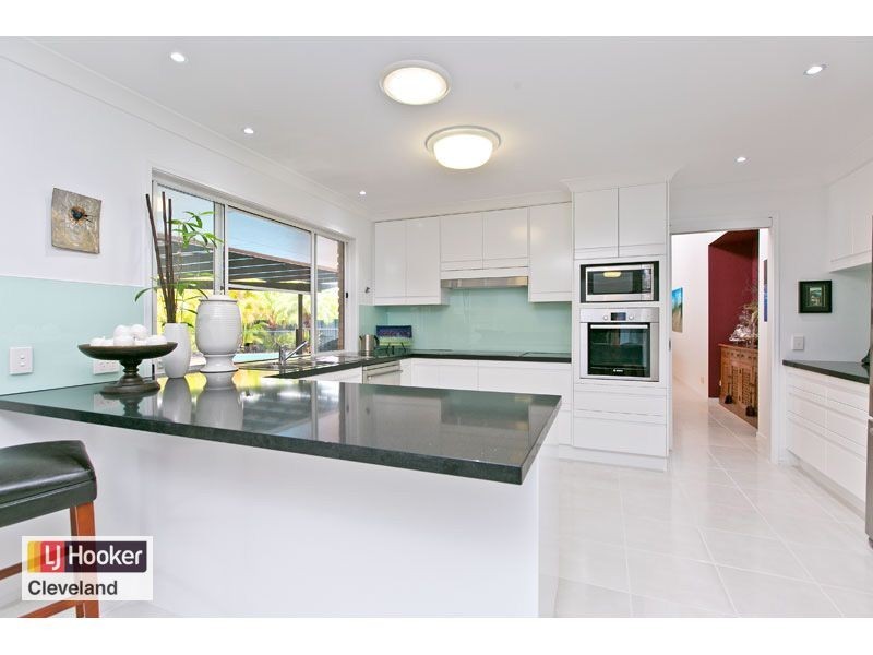 3 Falcon Avenue, Thornlands QLD 4164