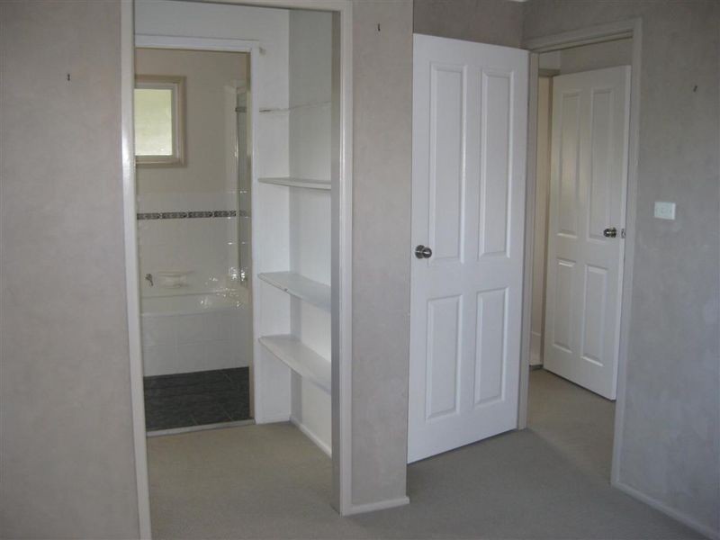 56 Troy Street, Ormiston QLD 4160